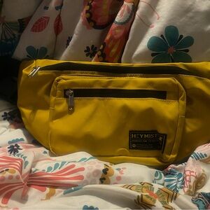 Mustard yellow Fanny pack nwot